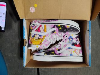 New Vans Sailor Moon Size 5 In Women