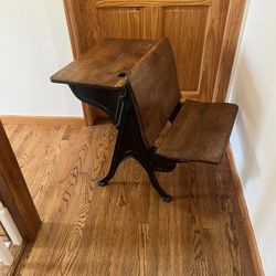 Antique Cast Iron & Wood School Desk – Vintage Charm!