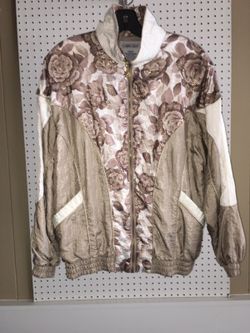 Vintage small white gold windbreaker