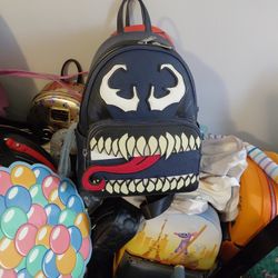 Venom Loungfly
