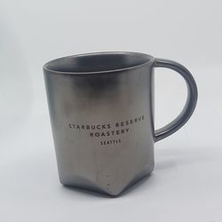 2017 Starbucks Reserve Roastery Seattle. Bevel Mug Dark Metallic Bronze 
16 oz  Pre-owned,  good shape, no chips or cracks.  It is 4.5" tall, 
weight 