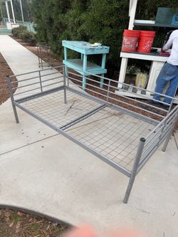 Free daybed frame