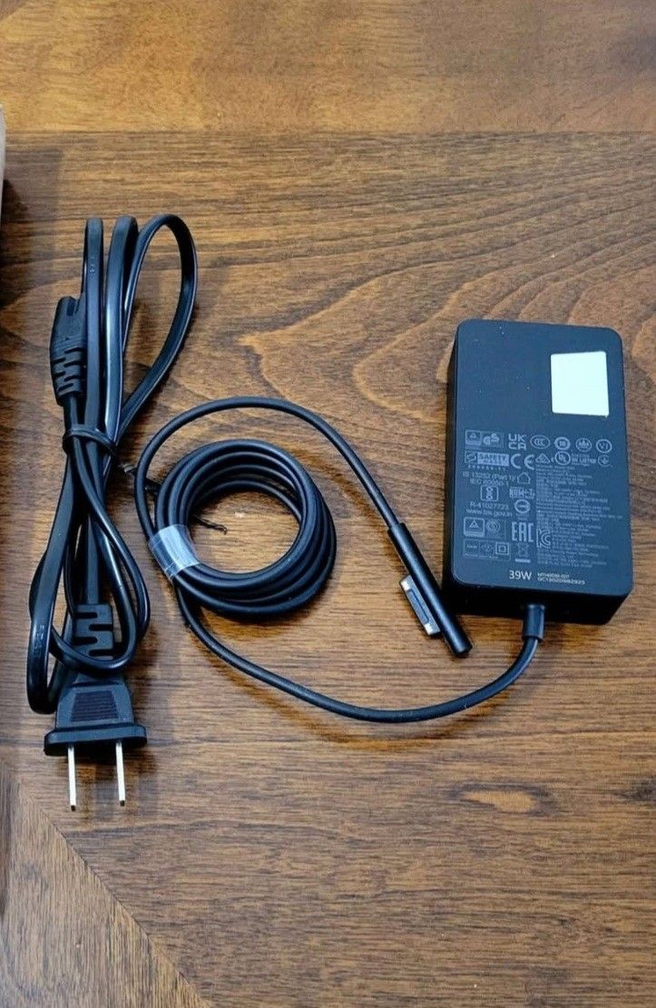 Microsoft Surface Charger. Authentic 15V / 4amp  Excellent Condition. 
