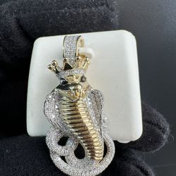 Cobra 🐍 Snake Charm 10K Yellow Gold 0.58Ctw 
