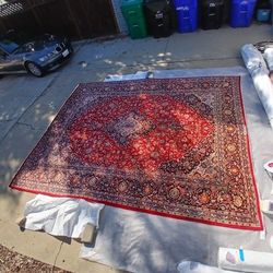 10'3" X 13'3" Red Kashan Persian Rug - Excellent Condition 
