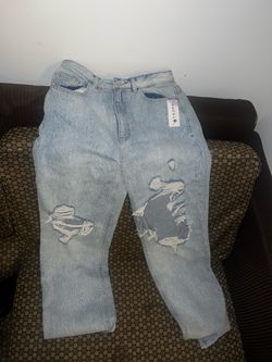 Pacsun 90's Boyfriend Light Wash HT Distressed Straight Leg Jeans Size 27
