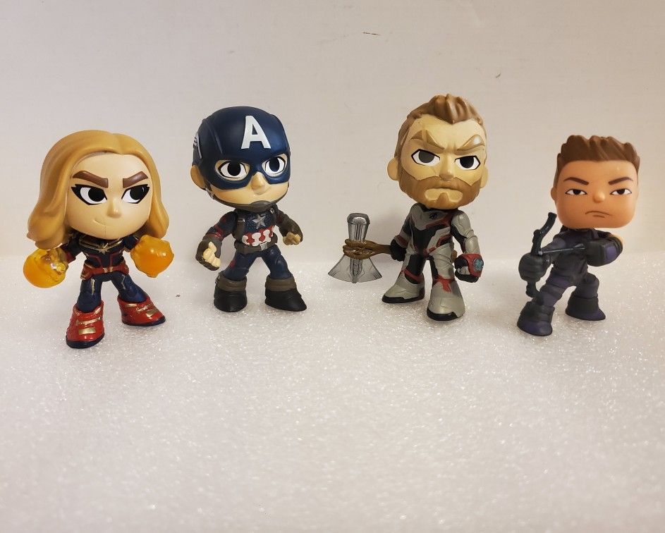 Funko Mystery Mini Avengers: Endgame - Captain America/Marvel, Thor, Hawkeye