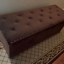 Ottoman Like New!! Clean! No stains! Brown Storage Bench - Removable Lid 
