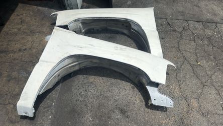 Chevy Truck Fenders Fits 99-06 Tahoe, Suburban, Silverado 1500 Series $40 Each $60 For both