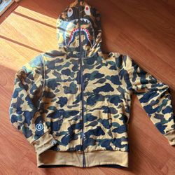 Bape HOODIE (reversible camo/black)