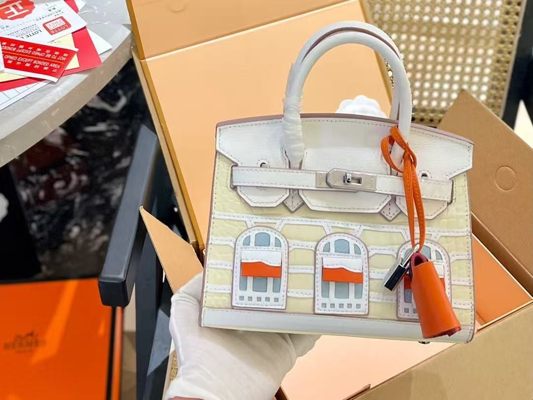 Hermes house