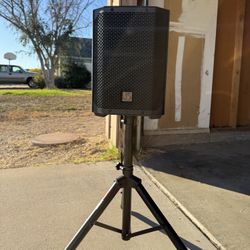 Electro-Voice Everse 8 Battery Powered Bluetooth Speaker 