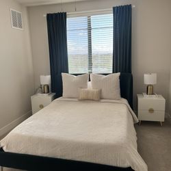 Complete Queen Bedroom Set