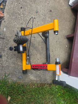 Stationary bike trainer
