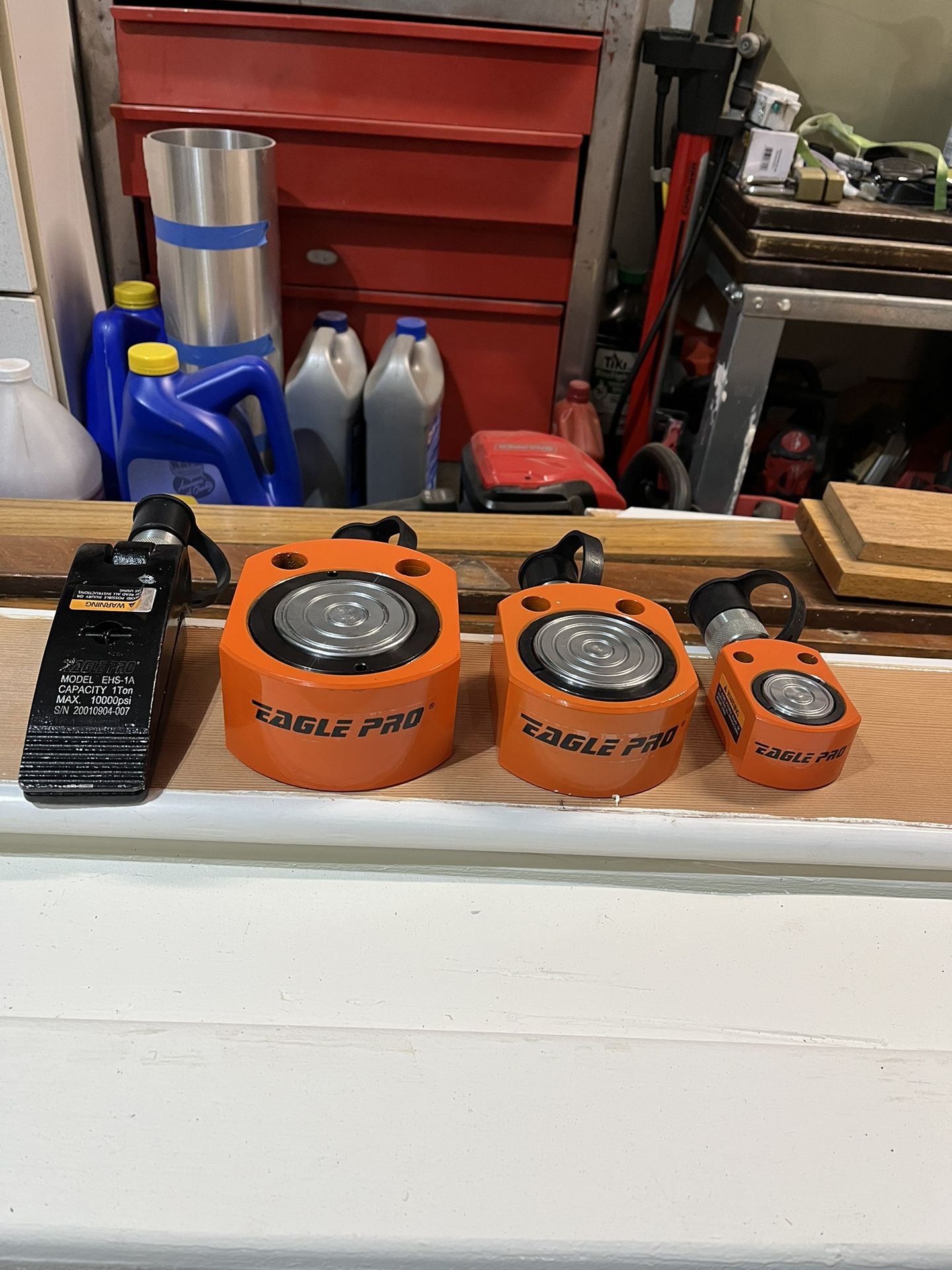 EAGLE PRO Hydraulic Cylinders
