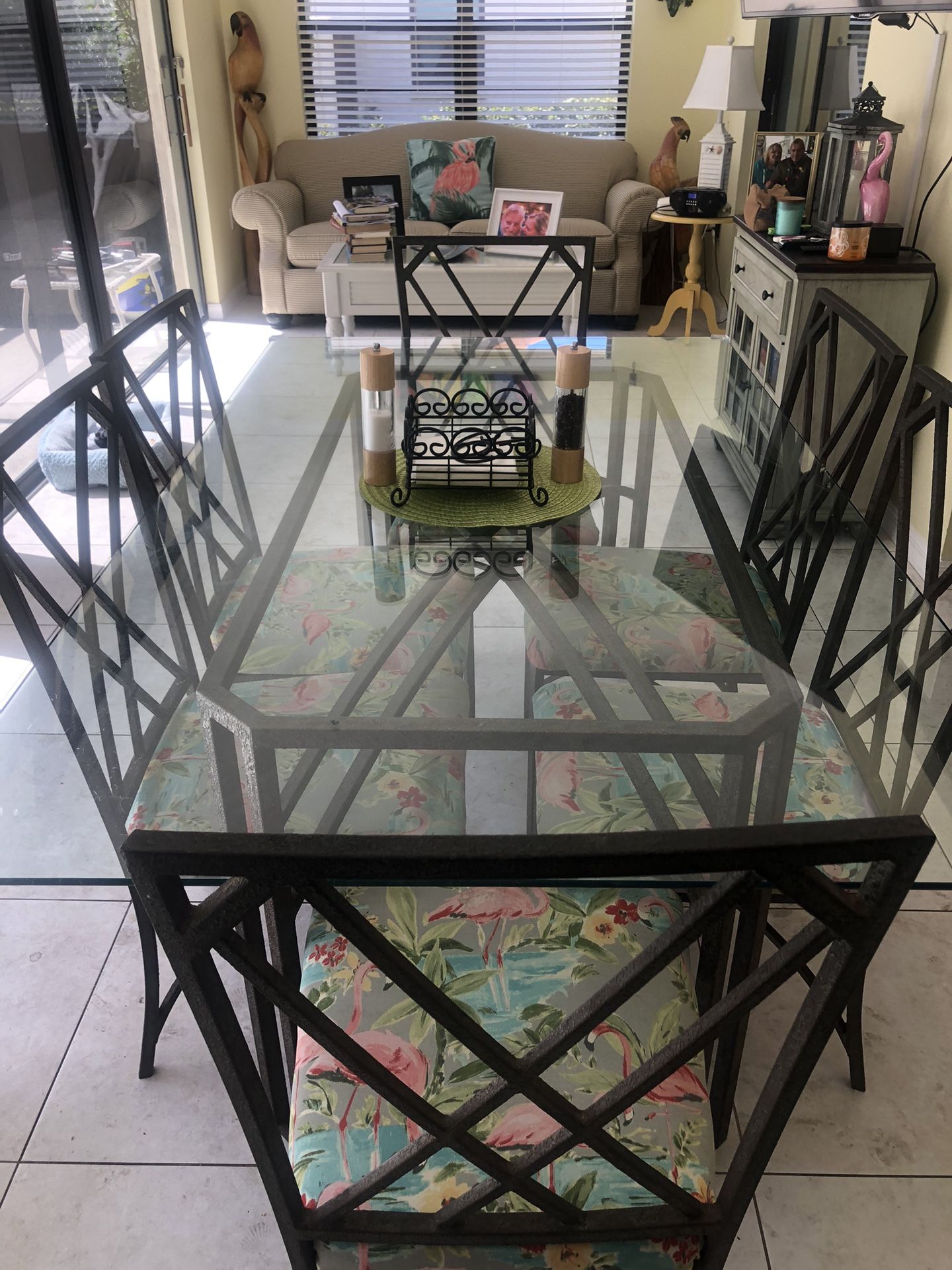 Kitchen Dining Table And 6 Chairs