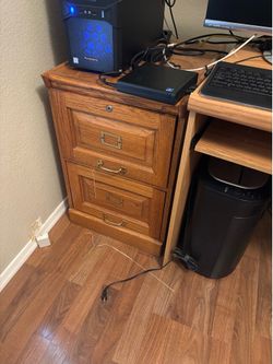 Oak 2 drawer filing cabinet