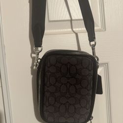 Coach Shoulder Bag 