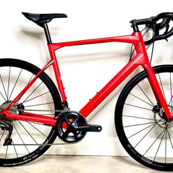 58cm 2020 BMC Roadmachine 02 Two 11 Speed Ultegra FULL CARBON Road Bike 700c Like New Condition Red Grey Blac