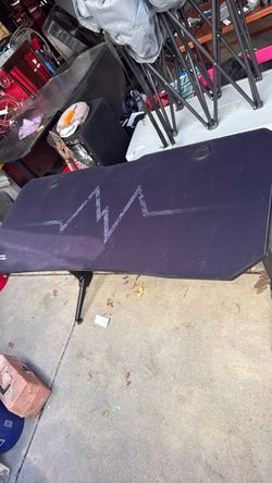 Gaming desk