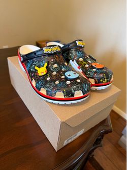CROCS POKÉMON SZ 13 MENS NEW