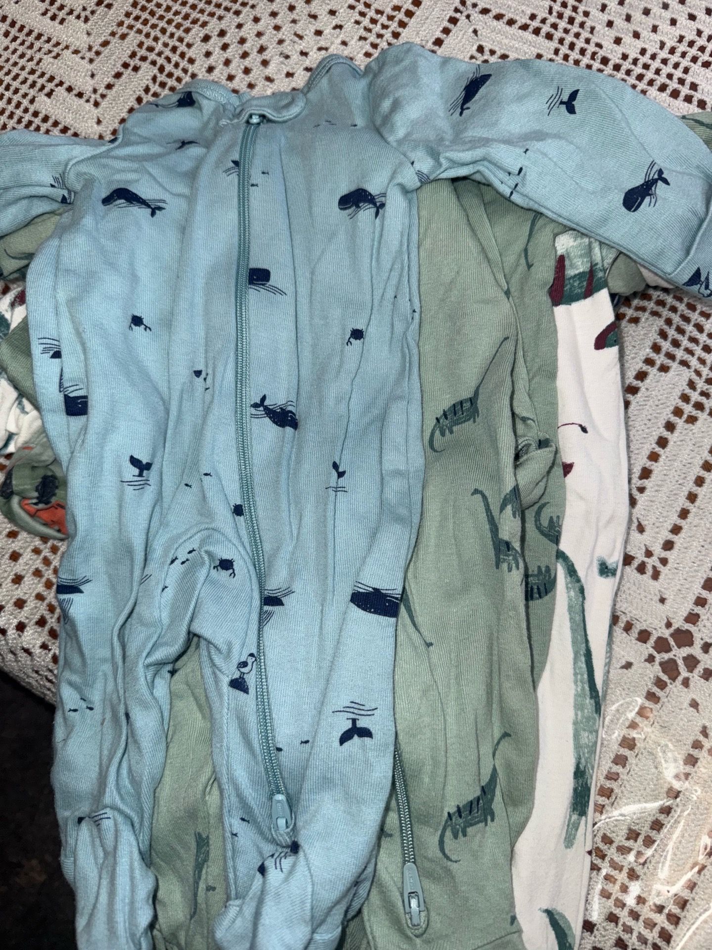 Carters newborn pjs bundle