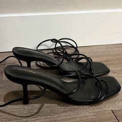 Black Wrap Up Heels 