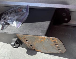5th Wheel Pin Box