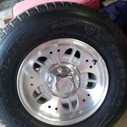 Full Set Ford 15” wheels & tires