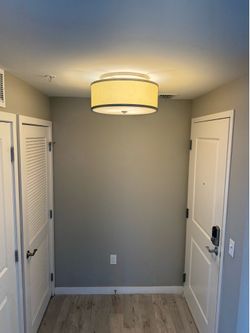 20” Drum Flush Mount Ceiling Light – Excellent Condition
