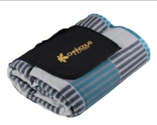 Chanodug Outdoor Waterproof Plaid Picnic Blanket