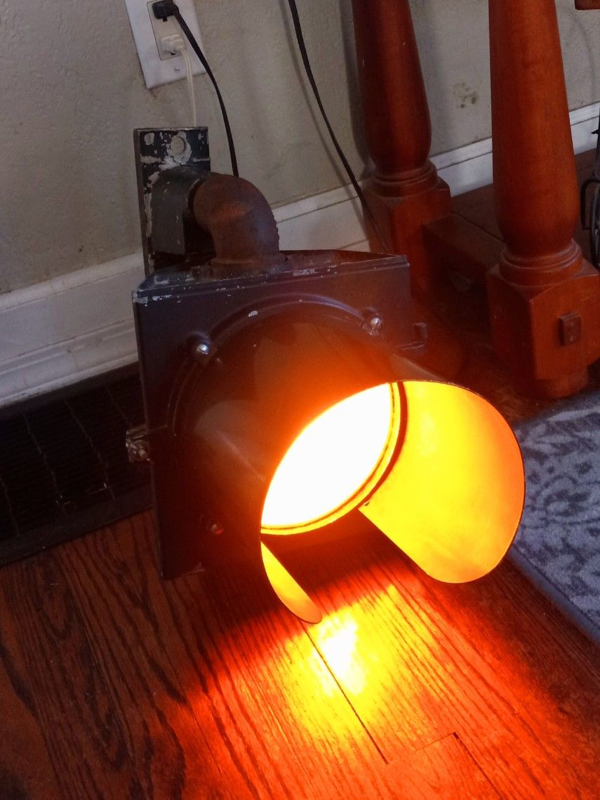 $100! Collectible Vintage Econolite Flashing Yellow Caution Light