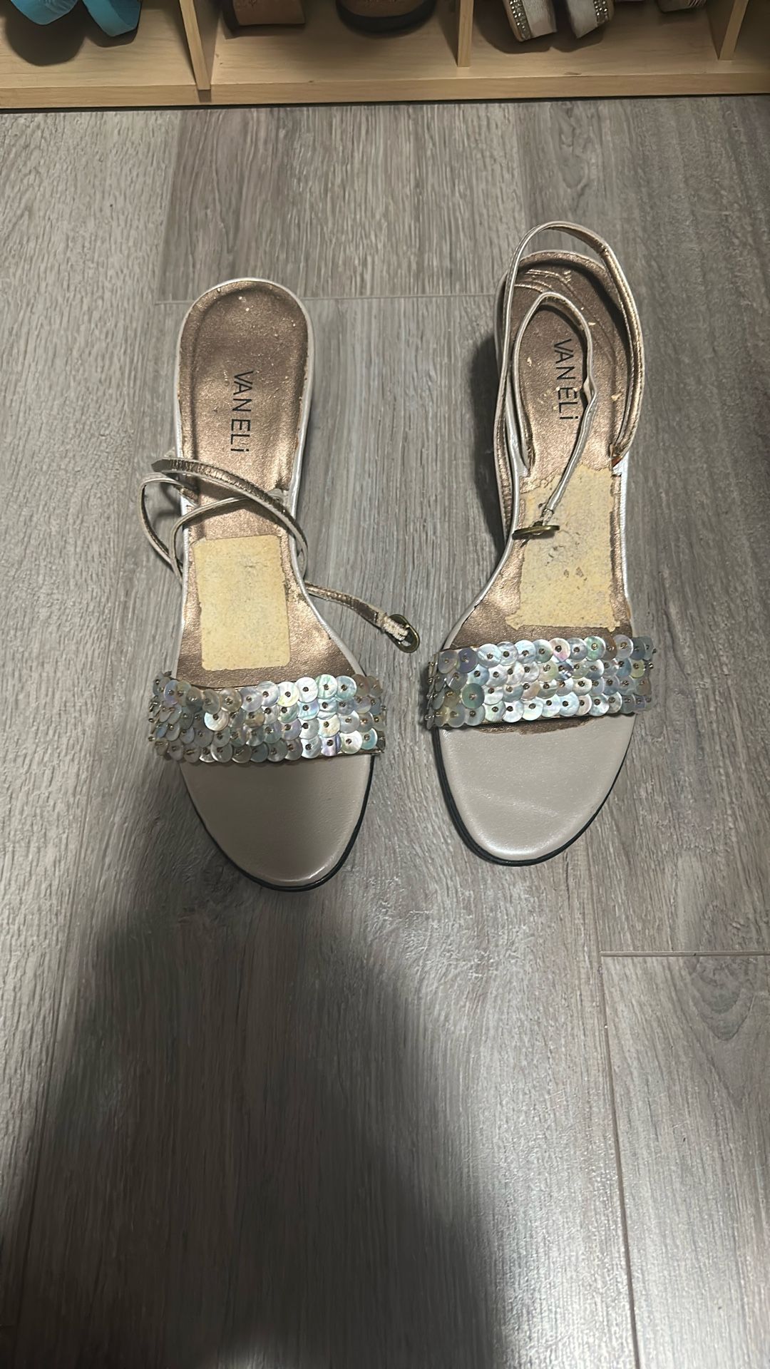 Size 11 (run Small) Pearl Heels