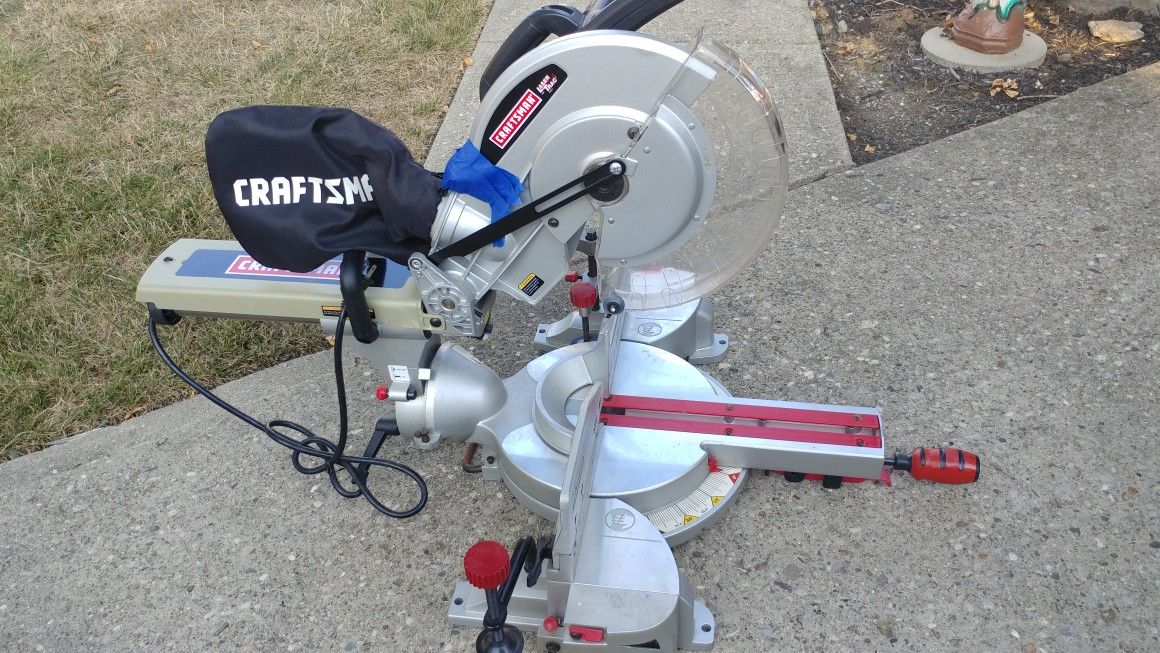 Craftsman 137.212390 12inch single bevel sliding miter saw with