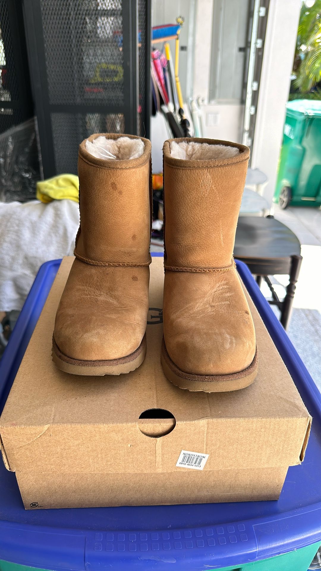 UGG Kids Boots Sz 3
