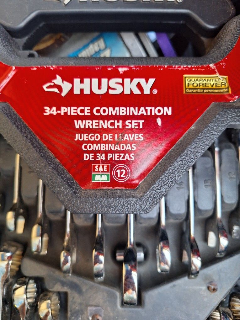 Husky Wrench Set