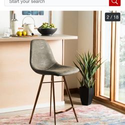 4 Safavieh Bar Stool
