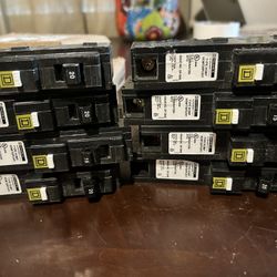 15 Amp And 20 Amp Arc Fault Square D Homeline Breakers 