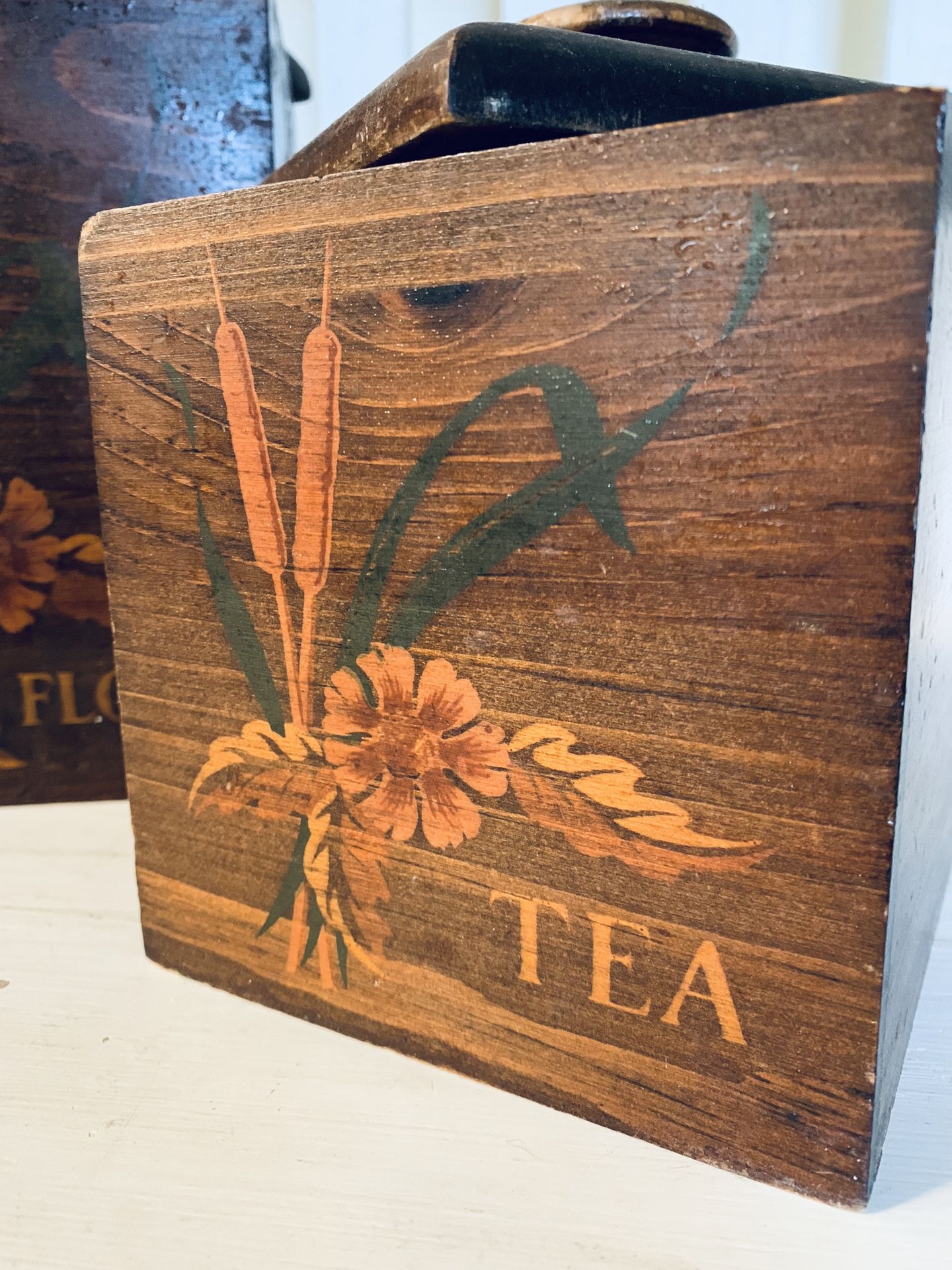 Vintage Wood Flour and Tea Nesting Boxes