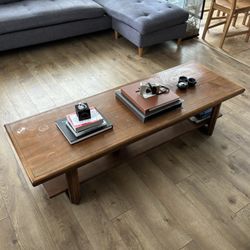 wood coffee table 