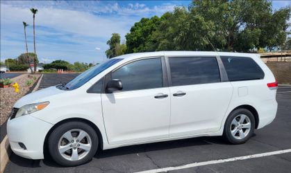2012 Toyota Sienna