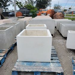 Concrete Large Square Planter or Water Fountain / Cement Backyard Patio Pots Garden Planters / Outdoor Fountains
