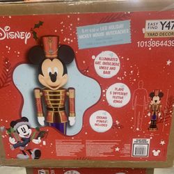Mickey Nutcracker 