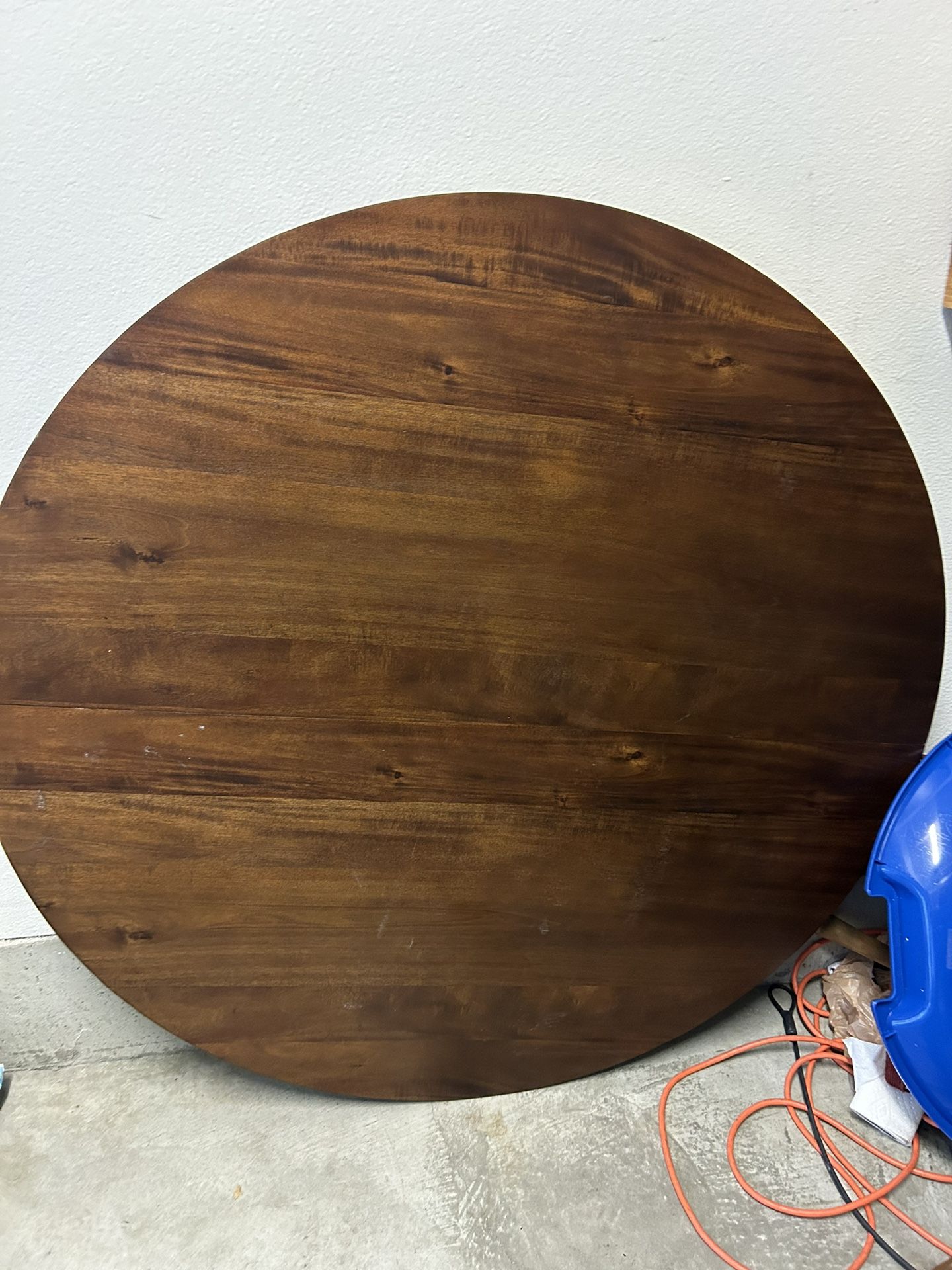 Wooden Round Dining Table 