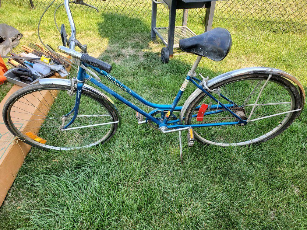 Antique Bicycle 