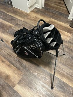 Brand new golf bag