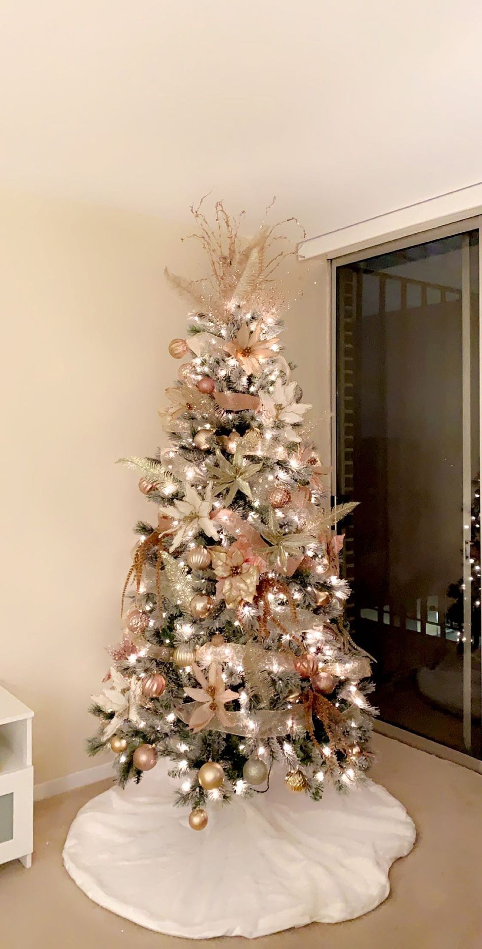 170 pieces of ornaments, picks and ribbon