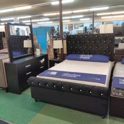 💥 Queen Bedroom Set 