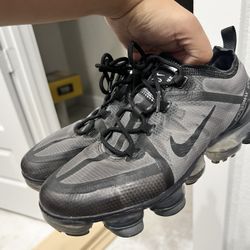 Women Nike VaporMax Shoes