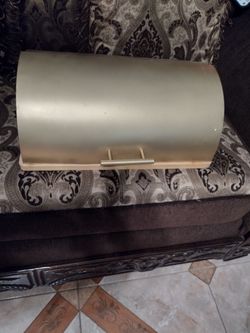 bread container